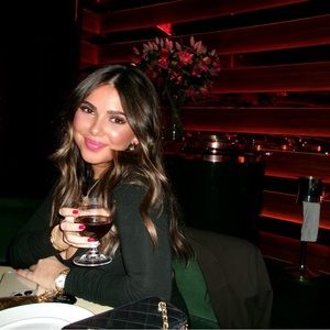 Meet your Posher, Isabella